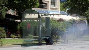 Helva almaya gitti, durağa bıraktığı valiz fünye ile patlatıldı