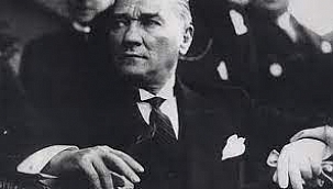 ATATÜRK'ÜN DE KATILDIĞI CUMHURİYET BAYRAMI KUTLAMALARI