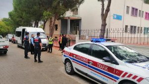 Çanakkale'de 25 okul servis aracı trafikten men edildi