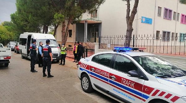 Çanakkale'de 25 okul servis aracı trafikten men edildi