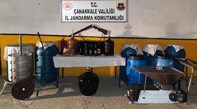 Gökçeada'da, bağ evinde 1355 litre sahte şarap ele geçirildi