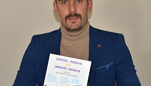 Anne ve Babalar Dikkat ''Çocuğu medya ve sosyal medyaya iten ailesidir''