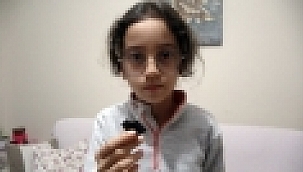 Çanakkale’de ısırdığı çikolatanın içerisinden poşet çıktı