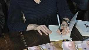  YAZARMIZ ÇİĞDEM ÇİMEN'DEN YENİ KİTAP İLK İMZA