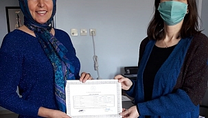 Çanakkale'de 53 yaşındaki kadın liseyi bitirdi