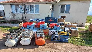 Çanakkale'de kaçak sigara operasyonu