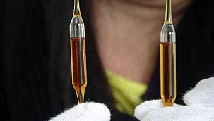 Çanakkale Savaşları'nda Mehmetçiğin kullandığı 112 yıllık tıbbi serum ampulleri bulundu