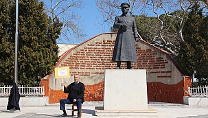 MUTAN'DAN ''KÖPRÜNÜN 17 PLAKALARA İNDİRİM''EYLEMİ