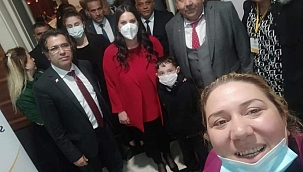 Devletin Zirvesinde Romanları Temsil Etti.