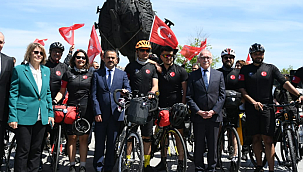 Çanakkaleli Bisikletçiler Samsun'a Uğurlandı