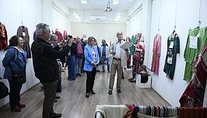 Halk Giysileri Sergisi Açıldı
