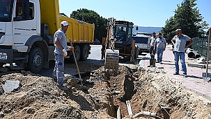 ÇANAKKALE BELEDİYESİ ALTYAPI YENİLEME ÇALIŞMALARI HIZ KESMİYOR