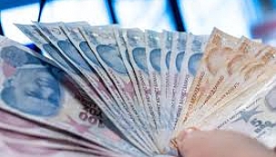 Ek gösterge düzenlemesiyle memur emeklisinin maaşı bin liradan, ikramiyesi ise 50 bin liradan fazla artacak