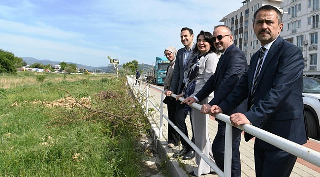 Bülent Turan'dan Sarı Çay'a 4. Köprü Müjdesi