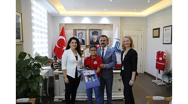 TEKNOFEST’ te Finale Kalan Egemen KAYA, Vali İlhami AKTAŞ' ı Ziyaret Etti