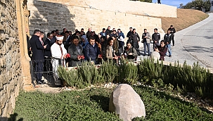 ÇANAKKALE'NİN İLK ŞEHİTLERİ İÇİN ANMA TÖRENİ GERÇEKLEŞTİRİLDİ.