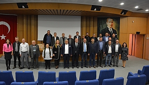 ÇANAKKALE TİCARET BORSASINDA BAŞKANLIK SEÇİMLERİ TAMAMLANDI.YENİ BAŞKAN ABDULLAH DENİZ