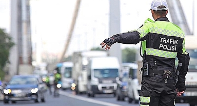 5 İSTİSNA DIŞINDA TRAFİKTE CEZA PUANLARI SİLİNİYOR!