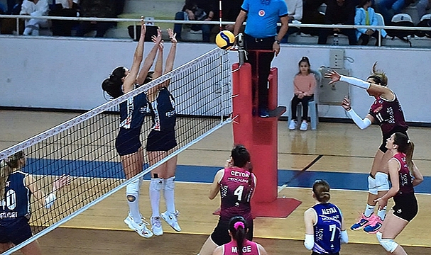 BELEDİYESPOR'DAN YEŞİLYURT GALİBİYETİ