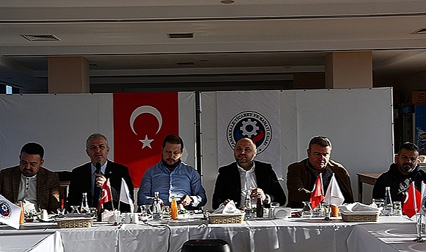 ÇTSO 15 NO'LU MESLEK GRUBU KAHVALTI ETKİNLİĞİNDE BİR ARAYA GELDİ