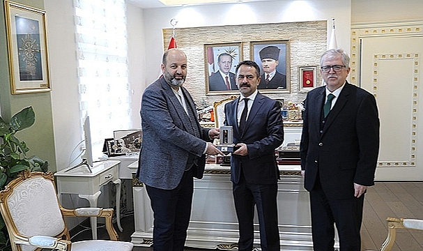 TÜRKİYE DİYANET VAKFI MÜTEVELLİ HEYETİ VALİ AKTAŞ'I ZİYARET ETTİ