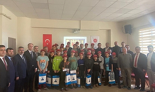 ÇANAKKALE'DE "GENÇLİĞE DEĞER" ARA DÖNEM GENÇLİK KAMPI SONA ERDİ