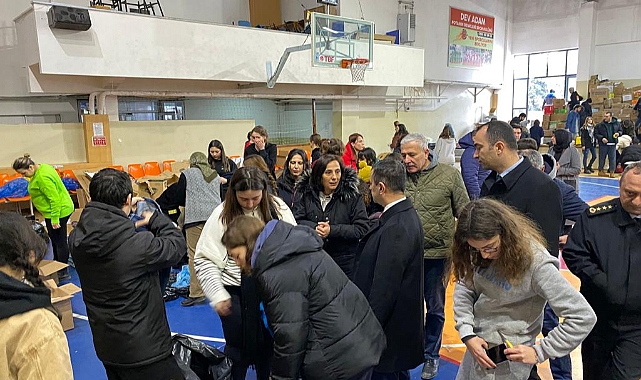 Çanakkale Deprem Bölgesine Yardım İçin Tek Yürek Oldu