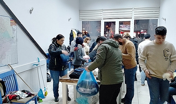 CHP HIZLA YARDIM TOPLUYOR