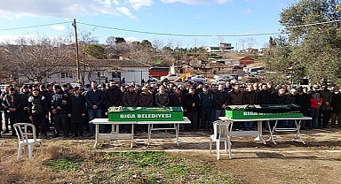 DEPREMDE HAYATINI KAYBEDEN ANNE VE KIZI BİGA'DA TOPRAĞA VERİLDİ