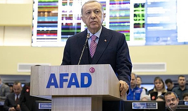 ERDOĞAN ''DEPREMDE 912 VATANDAŞIMIZ YAŞAMINI YİTİRDİ!''