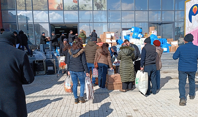 LAPSEKİ DEPREMZEDELER İÇİN SEFERBER OLUYOR