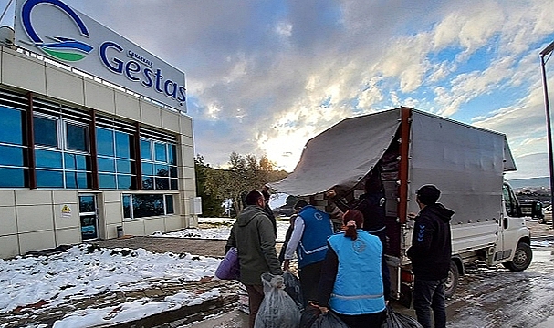 "MİLLETİMİZİN YANINDAYIZ"