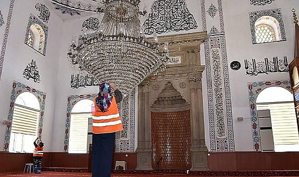 ÇAN'DA CAMİLER RAMAZANA HAZIRLANIYOR