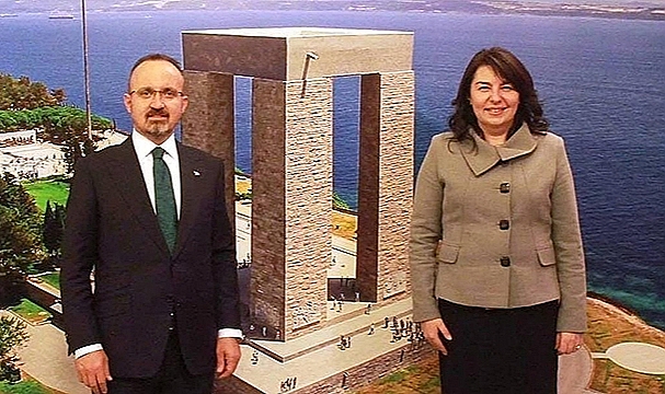 "İSTİKLAL ŞAİRİMİZ MEHMET AKİF ERSOY'A HER ZAMAN VEFAMIZI DİRİ TUTUYORUZ"