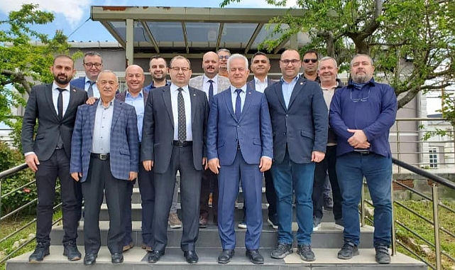 CHP'li Güneşhan: "Bandırma'daki hızlı tren ağını Çanakkale'ye getireceğiz"