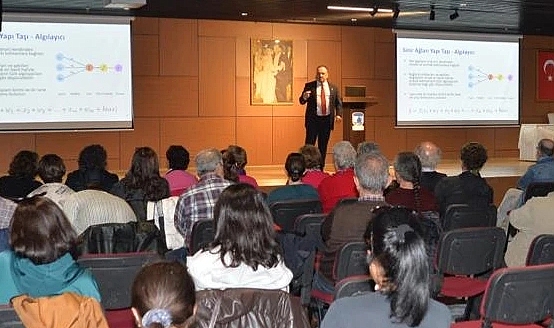 Prof. Dr. Oğuz Ergin: "Yapay Zeka Gerçek"