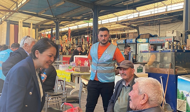 Aycan Atalay Yaptığı Ziyaretlerde Seçmenin Kalbine Giriyor