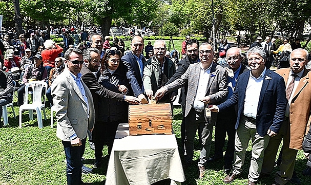 GELENEKSEL TOHUM TAKAS ŞENLİĞİ BÜYÜK İLGİ GÖRDÜ