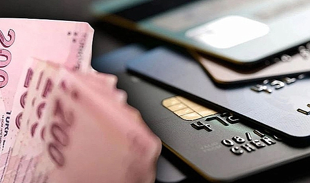 KREDİ KARTLARINDAN NAKİT AVANS KULLANIMINA GETİRİLEN SINIRLAMA KALDIRILDI