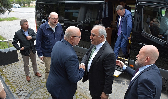 TİCARET BORSASINA AZERBAYCAN HEYETİNDEN ZİYARET