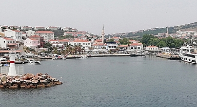 BOZCAADA'DA AZAMİ FİYATLAR DUDAK UÇUKLATTI