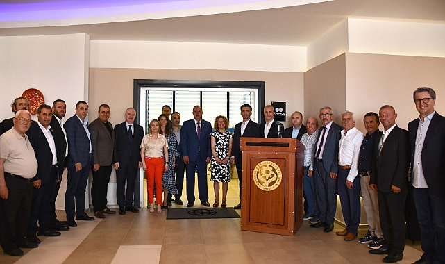ÇTSO’DA HİZMET VERMEYE BAŞLAYAN KOSMOS’UN AÇILIŞI İSTANBUL BAŞKONSOLOSU GEORGİNA SOULTANOPOULOU’NUN KATILIMIYLA GERÇEKLEŞTİ