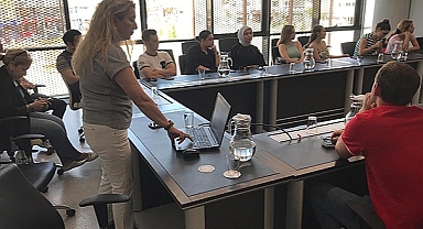 TIP ÖĞRENCİLERİNE TEMİZLİK EĞİTİMİ VERİLDİ