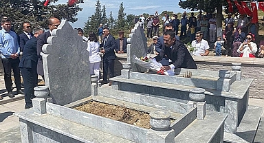 TÜRKLERİN ANADOLU'DAN RUMELİ'YE GEÇİŞİNİN YIL DÖNÜMÜNDE ANMA PROGRAMI GERÇEKLEŞTİRİLDİ