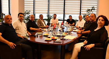 ÇANAKKALE AK PARTİ MİLLETVEKİLİ AYHAN GİDER ÇTSO’YA İADE-İ ZİYARETTE BULUNDU