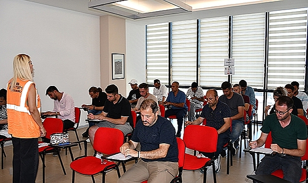 ÇTSO BÜNYESİNDE GERÇEKLEŞEN SORUMLU EMLAK DANIŞMANI SINAVLARI DEVAM EDİYOR