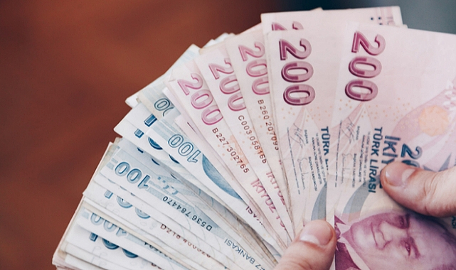 Memur maaş zam teklifi Meclis'te! Yüzde 17,55 + 8 bin TL seyyanen artış yapılacak