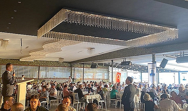 ŞEHİT AİLELERİ VE GAZİLER ONURUNA YEMEK VERİLDİ