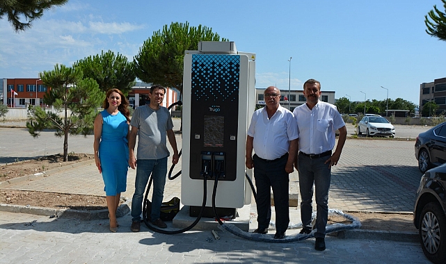 TRUGO, ÇANAKKALE TİCARET BORSASI BAHÇESİNE KURULDU.