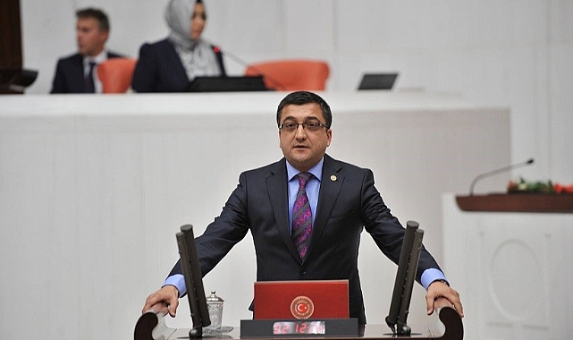 BÜLENT ÖZ PARTİSİ CHP' DEN İHRAÇ EDİLDİ